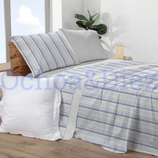 Striped pijama sheets