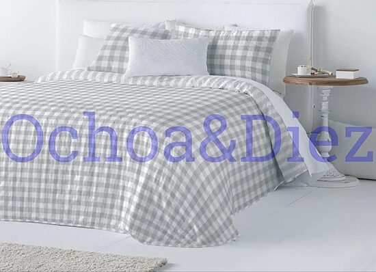 Squares or stripes quilt