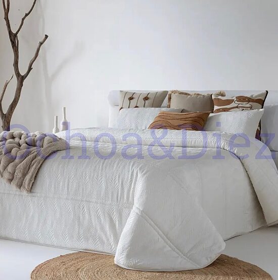 Elongated quilt