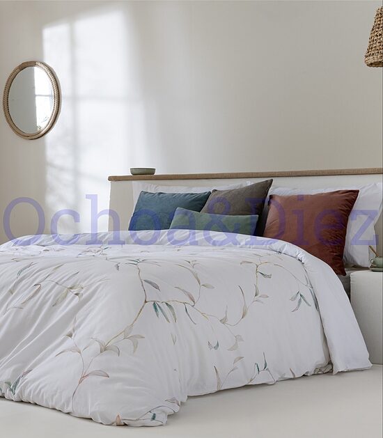 Light spring duvet cover