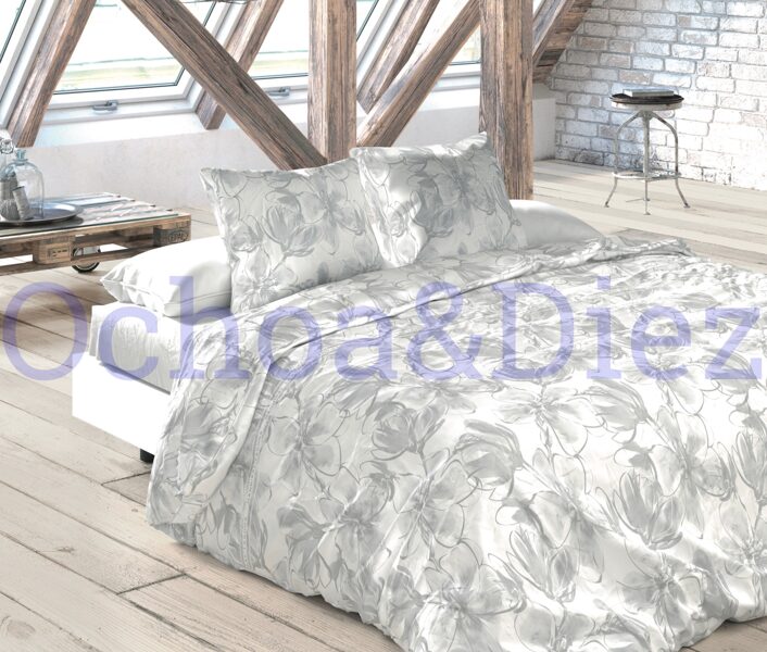 Gray flowers duvet cover