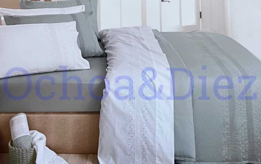 Plain dots duvet cover