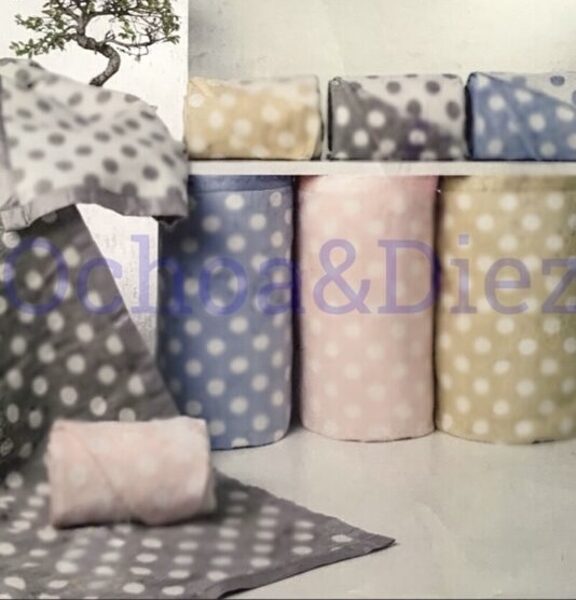 Dots light blanket