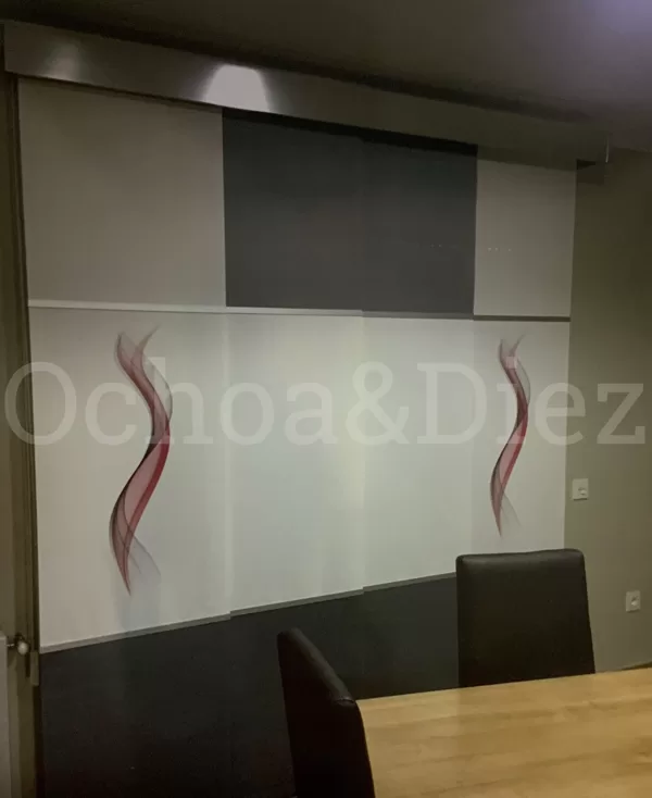 Cortinas; panel japonés con impresión digital, cambio de tejido & acabado en galería.